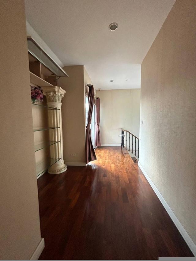 Sale / Rent  Grand Bangkok boulevard Kasert- Nawamin  129 square wah. With a bid swimming pool. 5 bedrooms 7 bathrooms Fully furnished Sale 30 Million 4