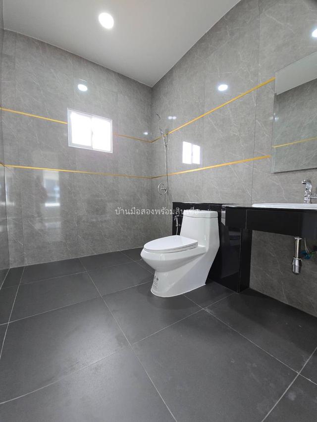 หมู่บ้านบุรีรมย์ เลียบคลองสอง 23 15