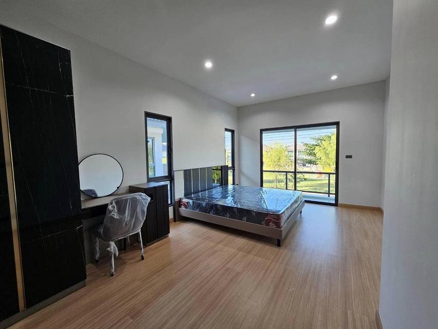 ให้เช่าบ้านเดี่ยวสองชั้น สารภี เชียงใหม่ ใกล้ตลาด โรงเรียนนานาชาติ บ้านในโครงการพร้อมคลับเฮ้าส์สระว่ายน้ำ 8