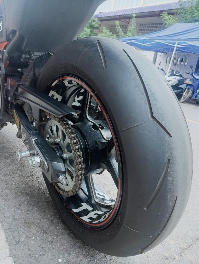 Kawasaki Z800  10
