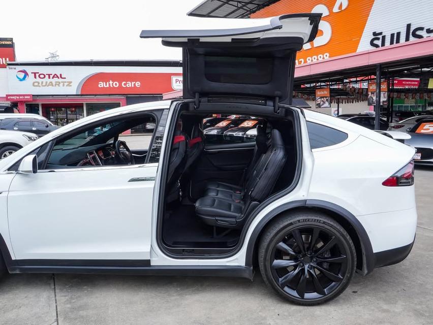 Tesla Model X พร้อมให้คุณเป็นเจ้าของ   4