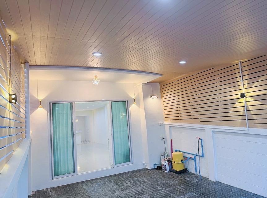 ทาวน์เฮาส์ รีโนเวทใหม่ พร้อมอยู่✨🏡 4