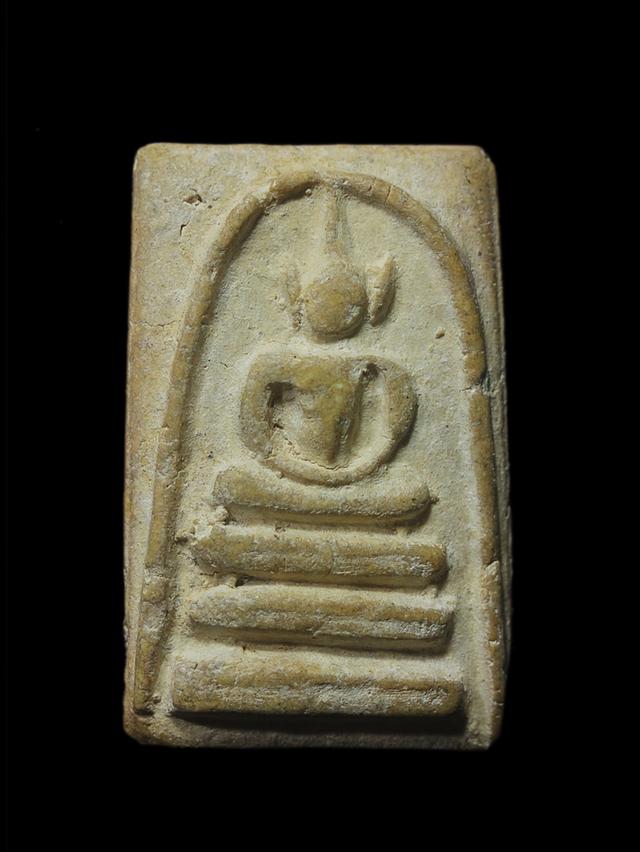 พระสมเด็จพิมพ์อกครุฑเศรียบายศรี(อินโดจีน)