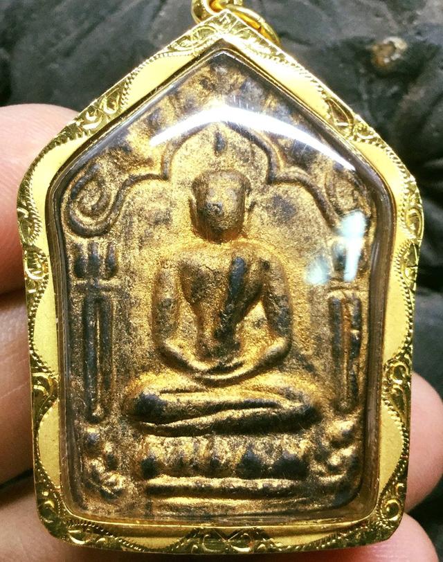 พระขุนแผพรายกุมาร พิมพ์ใหญ่ เนื้อว่านไพรดำ ทาทอง ปี 2516