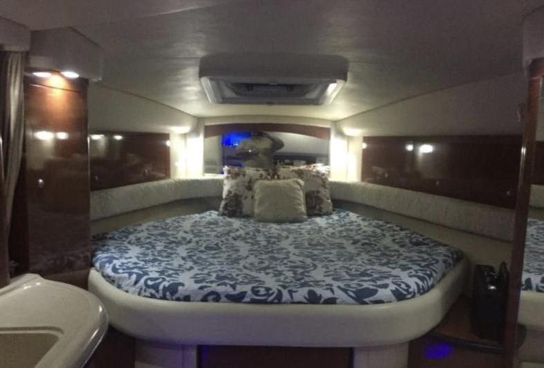 YACHT SEARAY 375- 2 bedrooms-640 HP สภาพดี 4