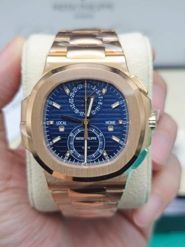 ขายนาฬิกา Patek Phillipe หน้าสีน้ำเงิน