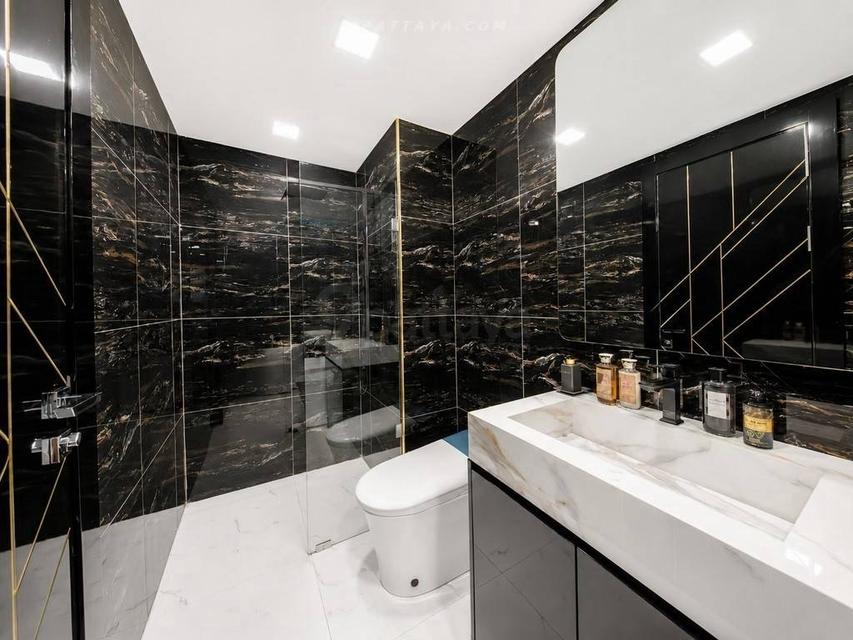 For Sale — 1-Bedroom Condo at Grand Solaire Noble Pattaya 36sqm Floor: 20• High-floor unit• Modern condo Near Walking Street 7