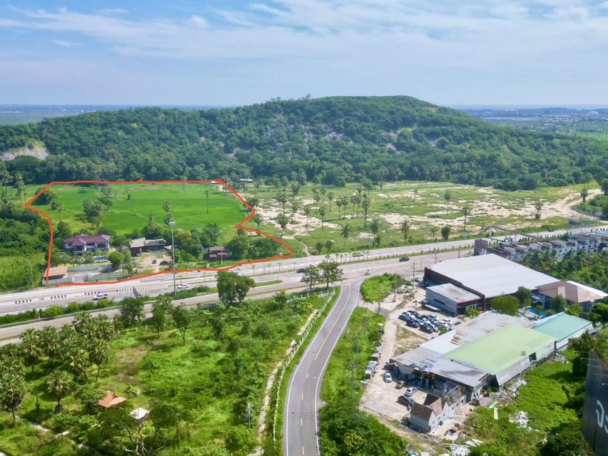 ขายที่ดิน อ.ชะอำ 17 ไร่ 2 งาน ติดถนนเพชรเกษม  ด้านหลังวิวภูเขา 1