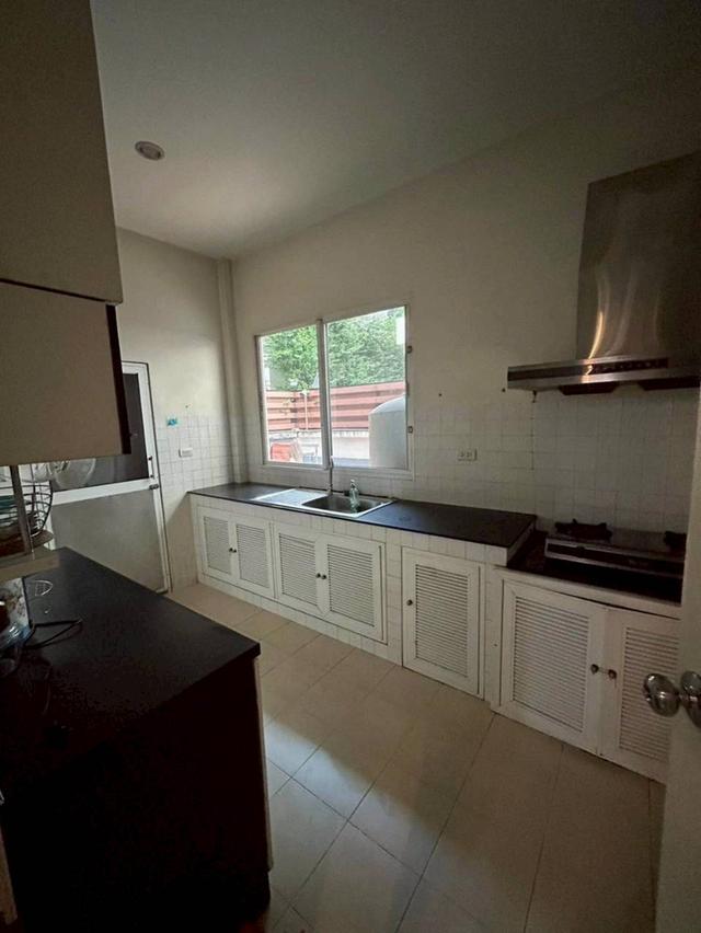 Sale / Rent  Grand Bangkok boulevard Kasert- Nawamin  129 square wah. With a bid swimming pool. 5 bedrooms 7 bathrooms Fully furnished Sale 30 Million 10