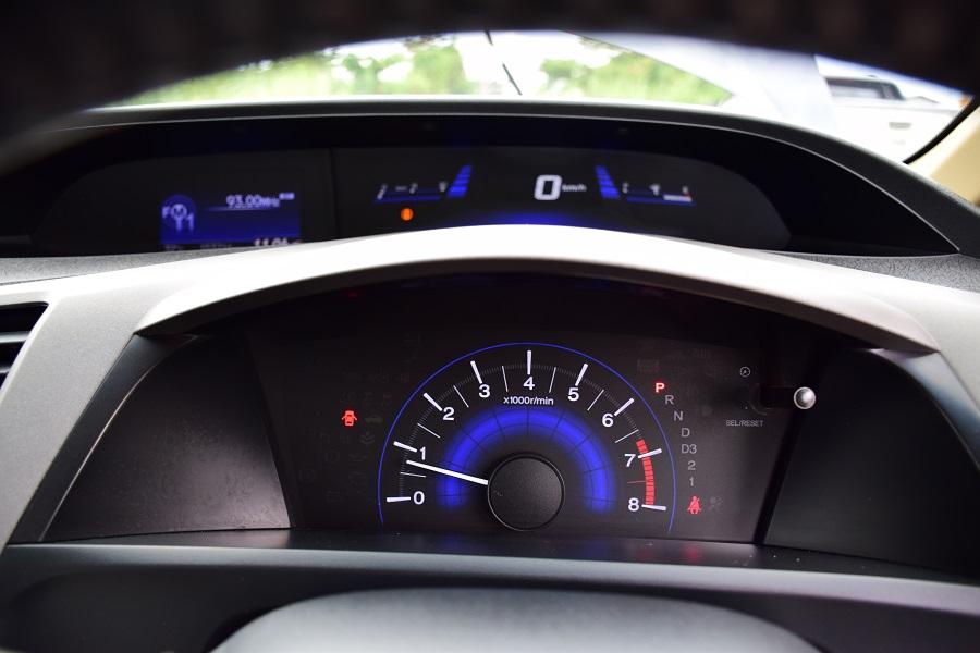 ฟรีดาวน์ / เพียง 259000 บาท / HONDA CIVIC FB ปี12จด 13 มือเดีย CD AIRBAG ABS/ แอร์จอ เบาะหนังแท้ไฟฟ้า /ครูสคอลโทล /ยางใหม่ โทร0957401229 ไอดีไลน์ UTBP