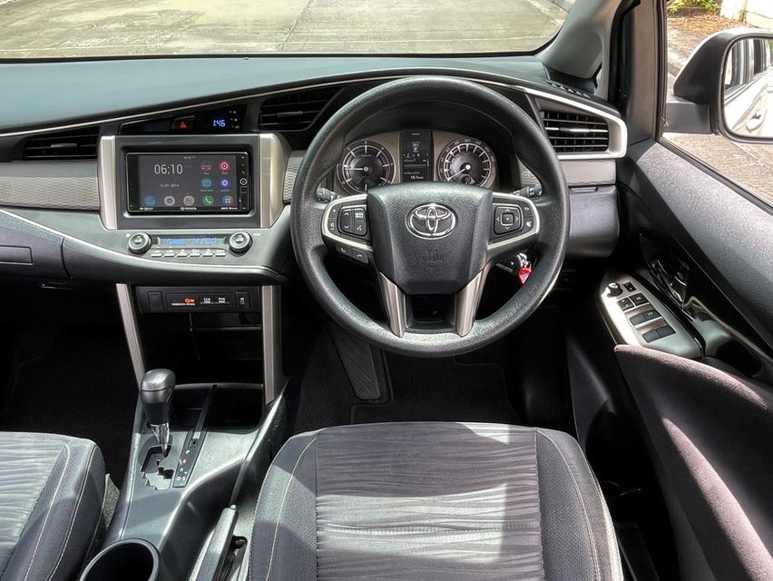 ขาย Toyoya Innova Crysta 2.8G ปี20 8