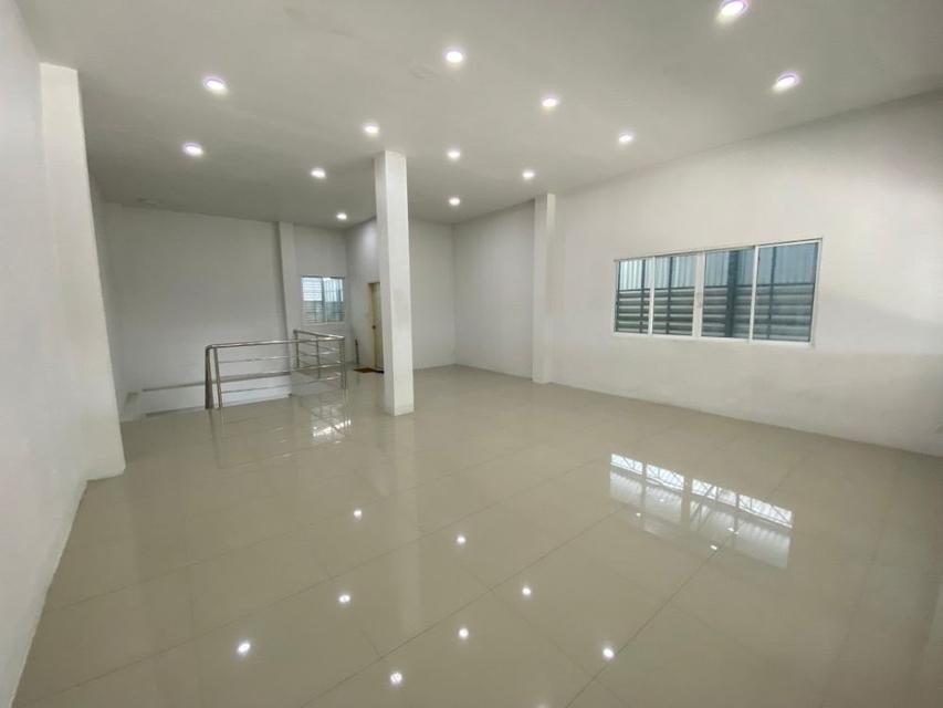 ให้เช่าหรือขาย โกดัง คลังสินค้า โรงงานทรัพย์รุ่งเรือง ( คลองมะเดื่อ ) ขนาด 735 ตร.ม. กระทุ่มแบน สมุทรสาคร 11