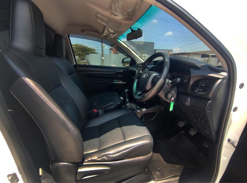 รหัสรถ CAT3215 2020. TOYOTA HILUX REVO 2.4 ตอนเดียว 9