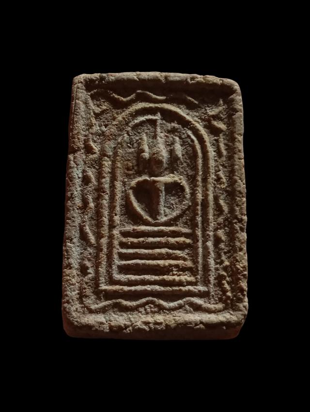 พระสมเด็จหลวงปู่จันทร์ วัดโฉลกหลำ พิมพ์ 3 ชั้นซุ้มคู่ เนื้อผง จ.สุราษฎร์ธานี