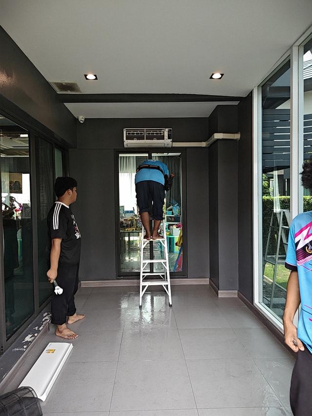 ล้างแอร์บ้านใกล้ฉัน ซ่อมแอร์บ้าน ย้ายแอร์บ้านใกล้ฉัน รัชดา 36 รัชดา 32 รัชดา 18 ซอยเสือใหญ่ ซอยมิถุนา 20 ห้วยขวาง ประดิษฐ์มนูธรรม พระราม 9 รูปที่ 4