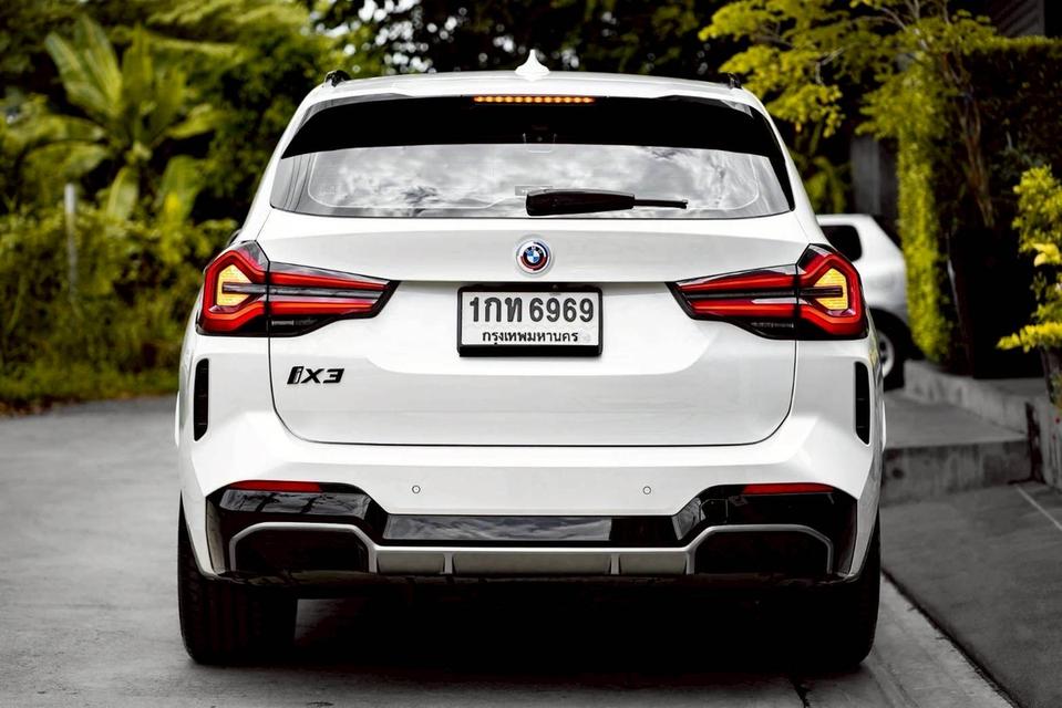 รหัสรถ PR6969 BMW iX3 M-Sport Pro Package (Model G01 LCI) 16