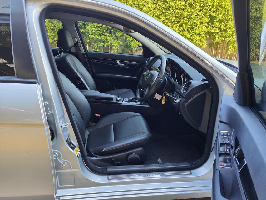 Mercedes Benz C200 CGI AT ปี 2013 รูปที่ 9