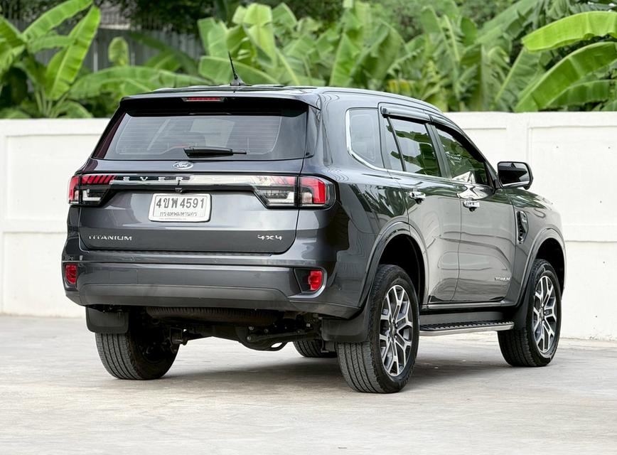 ford Everest 2.0Bi-turbo 4wd ปี23 6
