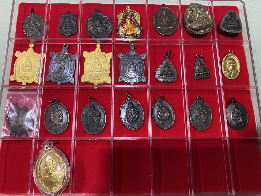 อยากขายพระเครื่องย่อยๆครับ