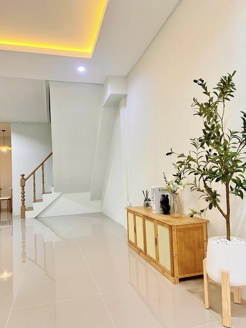 ขายทาวน์เฮ้าส์ 2 ชั้น 16 ตรว. หมู่บ้านฉัตรแก้ว ซ.แฮปปี้แลนด์ 1 ใกล้รถไฟฟ้า สถานีบางกะปิ 4