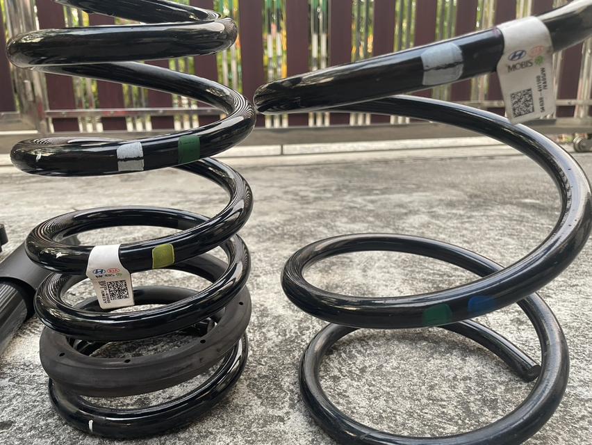 สปริงหน้าและหลัง ถอดจากรถ HYUNDAI H1 6