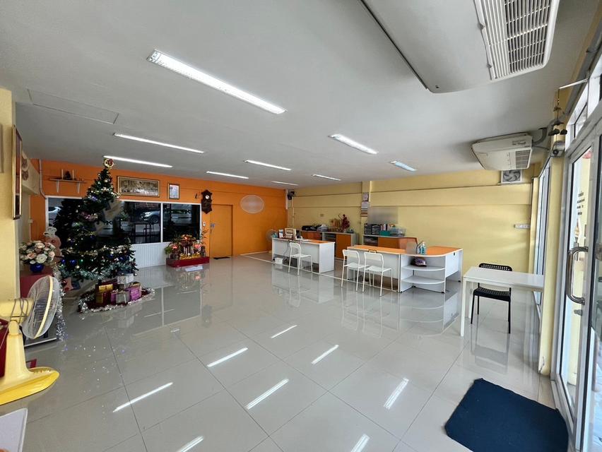 ให้เช่าตึก 2 คูหา 4 ชั้น พื้นที่ 500 ตร.เมตร 3