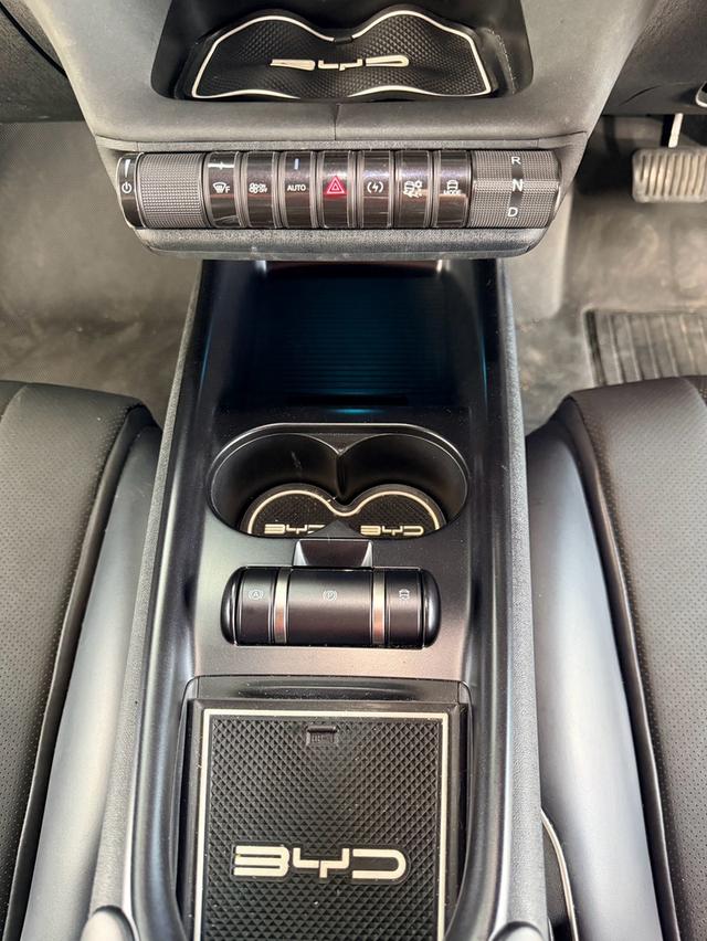 2023 BYD DOLPHIN STANDARD RANGE AT รถสวย มือเดียวป้ายแดง ไมล์น้อย รูปที่ 12