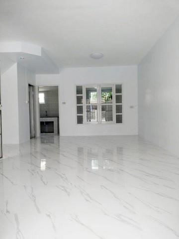 ขายบ้านรีโนเวทใหม่ ทั้งหลัง ทาวเฮ้าส์2ชั้น หมู่บ้านพฤกษา12/1 คลอง3 คลองหลวง ปทุมธานี 6