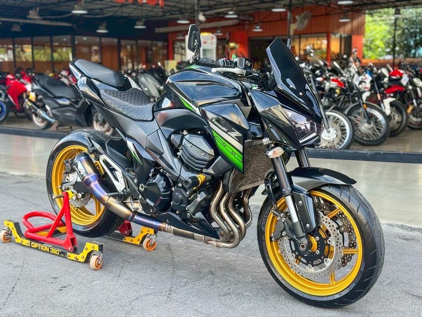 kawasaki Z800 3