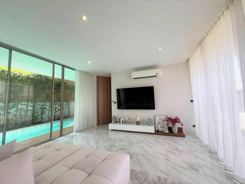 บ้านหรู รามอินทรา พูลวิลล่า กรุงเทพ สระว่ายน้ำส่วนตัว ออกแบบสวย Luxury Pool Villa | Private Resort Living in the City 13