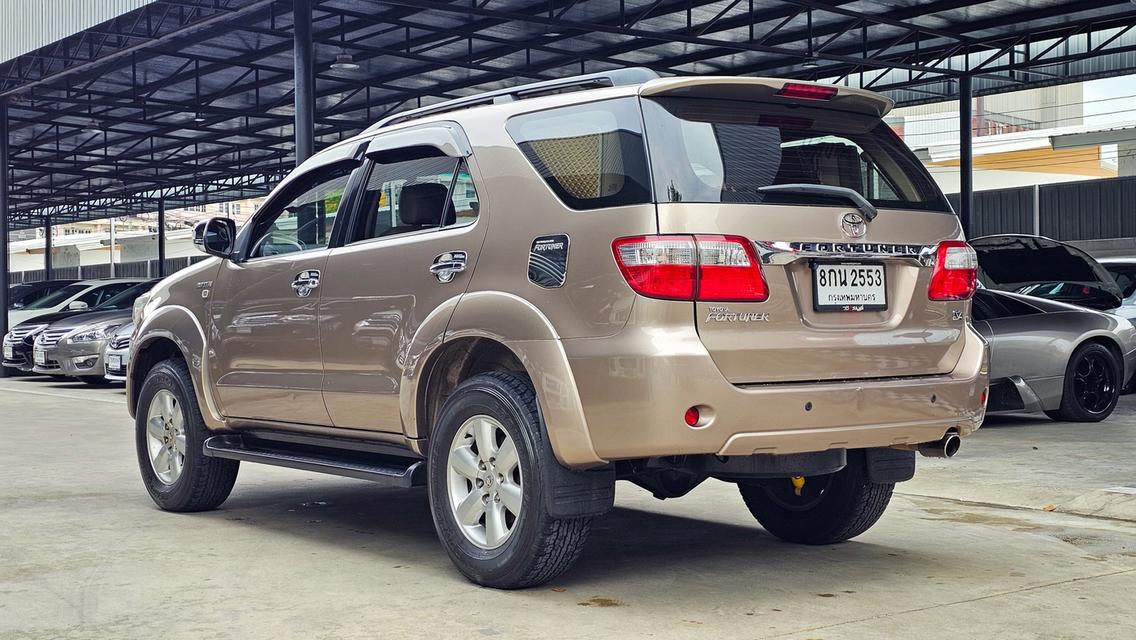 🚗 2008 TOYOTA Fortuner 2.7 V SUV ✨ รถ PPV ยอดฮิต สีน้ำตาลหล่อเข้ม สมรรถนะแกร่ง แต่งมาให้ครบๆ พร้อมใช้งานกว้างขวาง นั่งสบาย ลุยได้ทุกเส้นทา รูปที่ 7