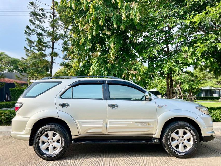 Toyota Fortuner 3.0V 2wd ปี 2008  ไม่มีอุบัติเหตุ  6