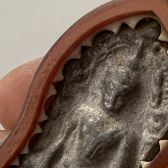 พระเนื้อชินเก่า ไม่ทราบที่ รูปที่ 6