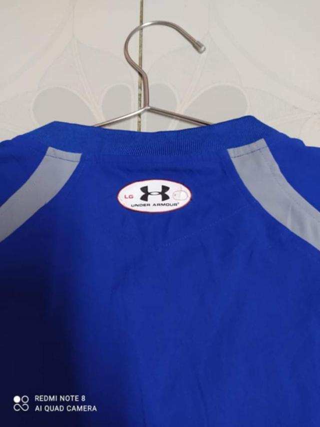 เสื้อ กีฬา แบรนด์ดัง Under Armour สภาพเหมือนใหม่ รูปที่ 5
