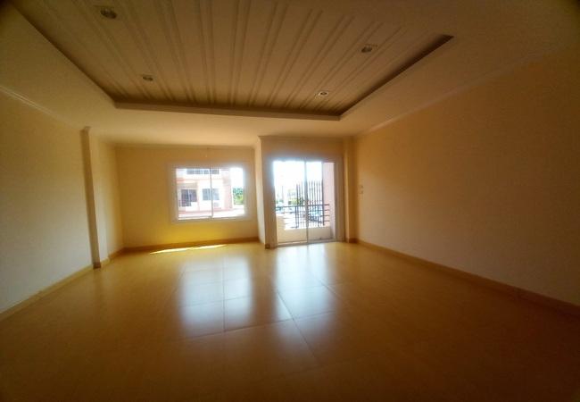 ขายทาวน์เฮ้าส์ หมู่บ้านรัชธานี 10 ซอยคู้บอน 27 ถนนรามอินทรา บางเขน กรุงเทพมหานคร 5