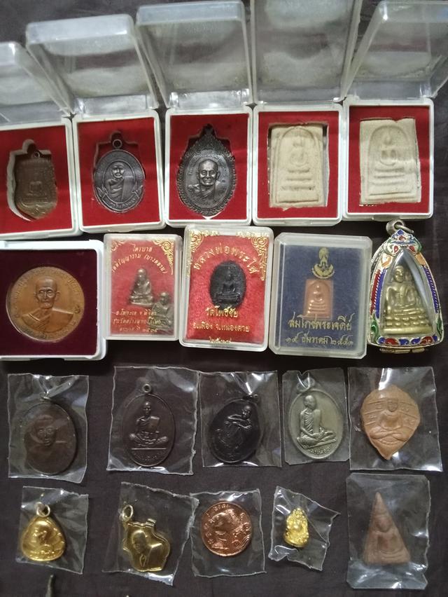 หลวงปู่โต้ะ ขายเหมา80องค์2,200 2