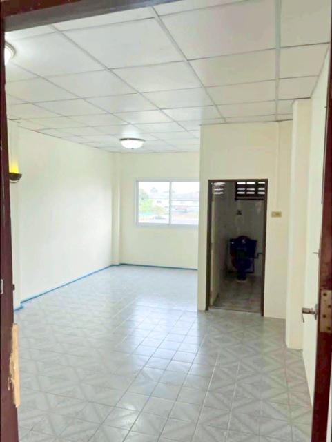 ให้เช่าทาว์นเฮาส์ 3 ชั้น เพชรเกษม49-59 รร.บางแค 600 ม. 3 นอน 4 น้ำ เดอะมอลล์ บางแค 1.4 กม.แหล่งชุมชน ช้อปปิ้ง หาของกินง่ 6