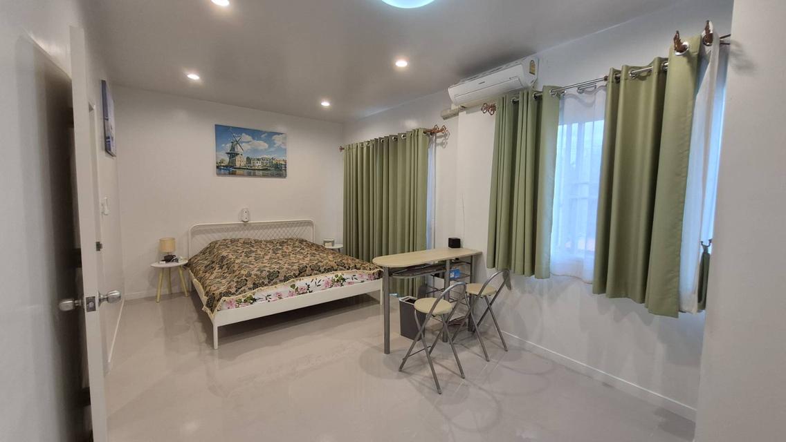 ขายบ้านทาวน์เฮ้าส์ห้องริม 13