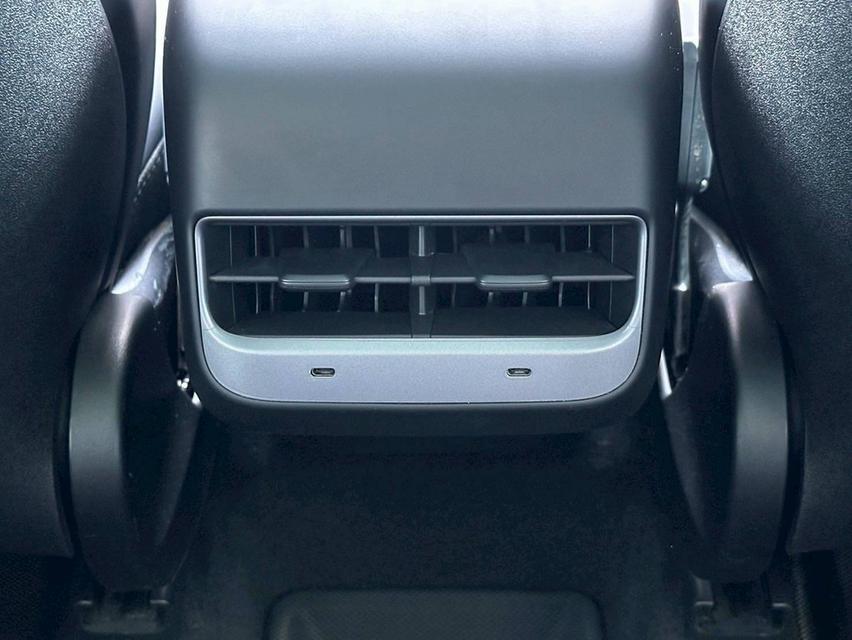 Tesla Model Y Long Range 2023 รถสวย แต่งเพิ่งมาอีกหลายรายการ 15