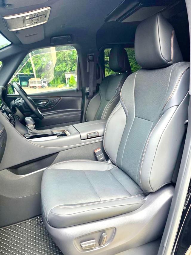 TOYOTA ALPHARD Z 2WD สีดำ ปี 2025 ไมล์ 10,000 กม. 9