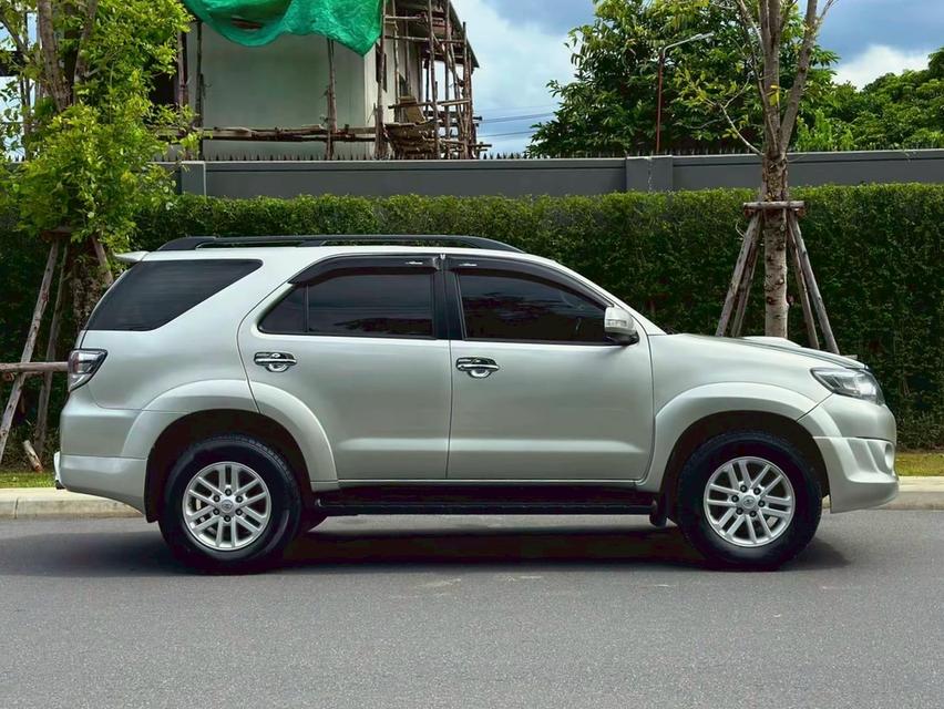 ขาย Toyota Fortuner 2.5V ปี13
