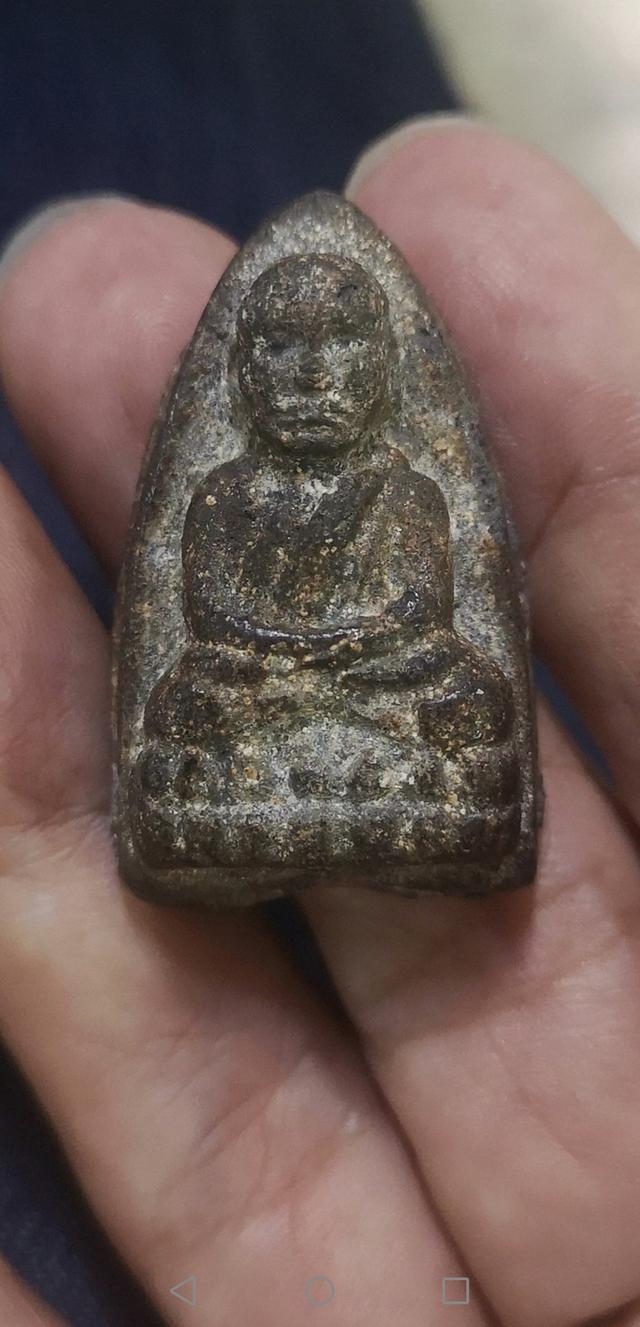 หลวงปู่ทวดเนื้อว่าน พิมพ์ใหญ่ไหล่จุดหัวขีด ปี2497วัดช้างให้จ.ปัตตานี