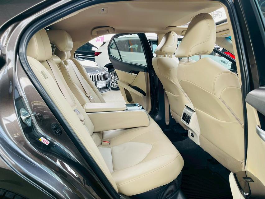 TOYOTA CAMRY HYBRID PREMIUM SUNROOF 2019  19