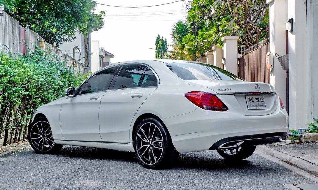 Mercedes Benz C220d Avantgarde ปี 2020 การันตีไมล์แท้ 62,xxx Km. 7