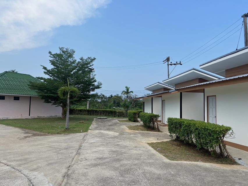 รีสอร์ท ตำบลเขาน้อย จ.ประจวบ 1