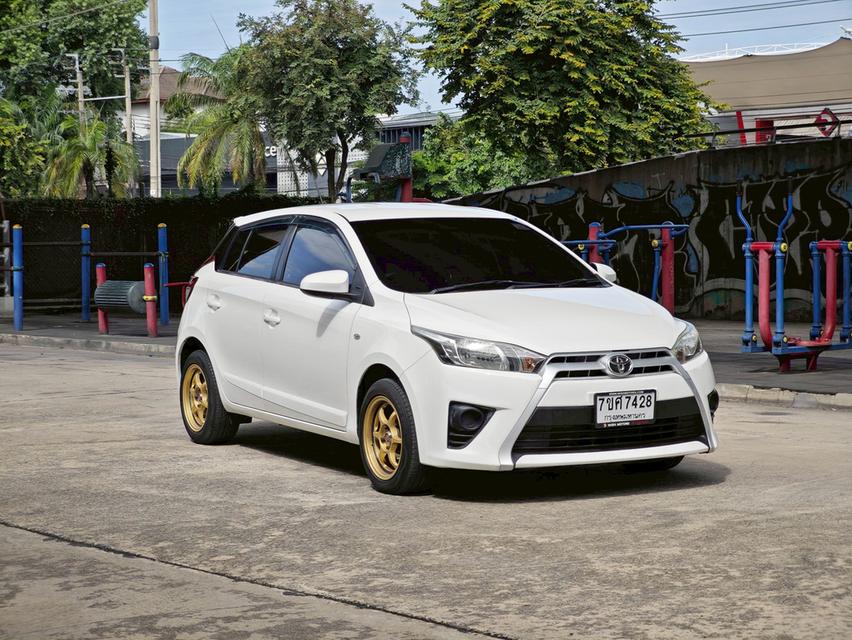 Toyota Yaris Eco 1.2 E Auto ปี 2015