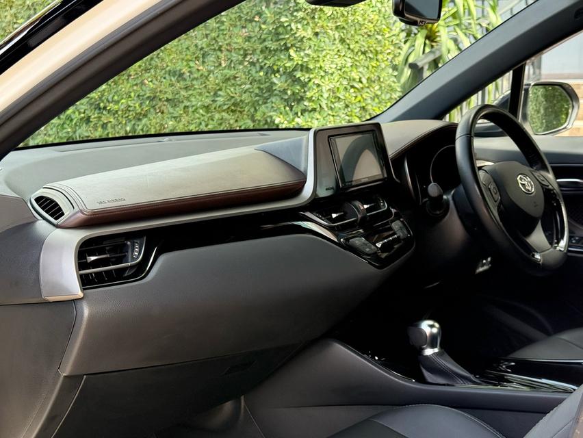 2021 TOYOTA CHR HV HI รถมือเดียวสภาพป้ายแดง รถวิ่งน้อยเพียง ( 78,000 กม ) รถไม่เคยมีอุบัติเหตุครับ 11