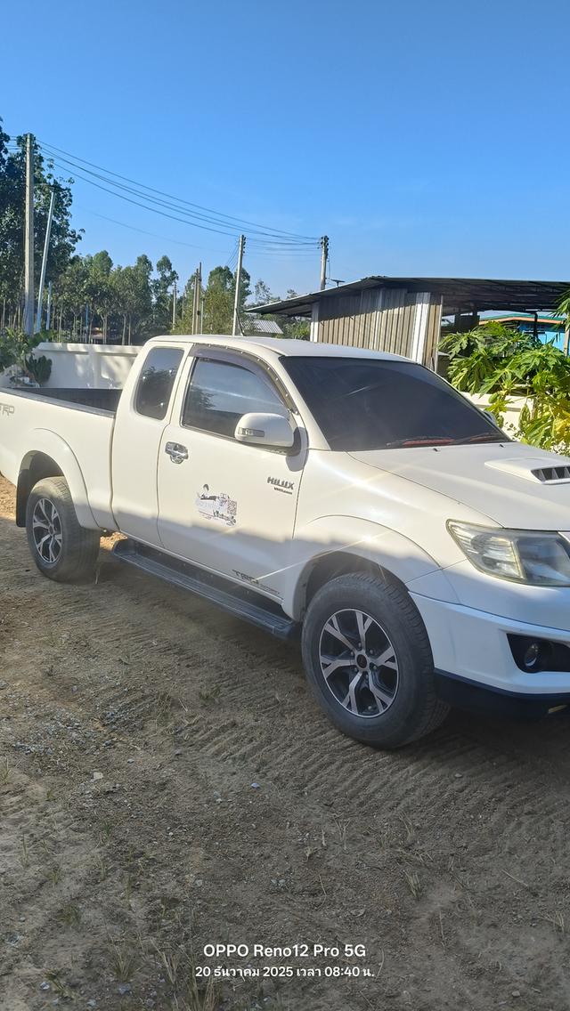 รถยนวีโก้แชมป์ TRD แค็บตัวสูง 3