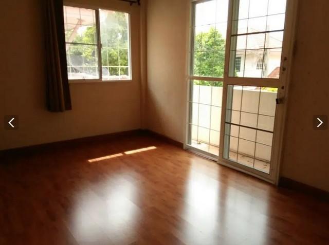 ให้เช่าบ้านเดี่ยว 2 ชั้น 59 ตรว. 3 ห้องนอน หมู่บ้านอุ่นรัก ซอยลาดพร้าว 64 พร้อมเฟอร์นิเจอร์ ใกล้รถไฟฟ้าสายสีเหลือง 4