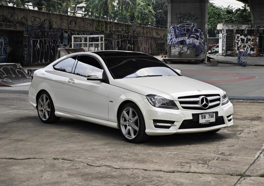 Mercedes Benz C180 CGI Coupe AMG W204 ปี 2012 